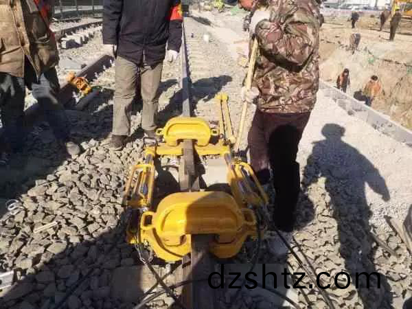 今日頭條、北京日報：13號線清河站撥線工程倒計時(shi)，京城地鐵首  次舖上樹脂(zhi)軌枕(zhen)